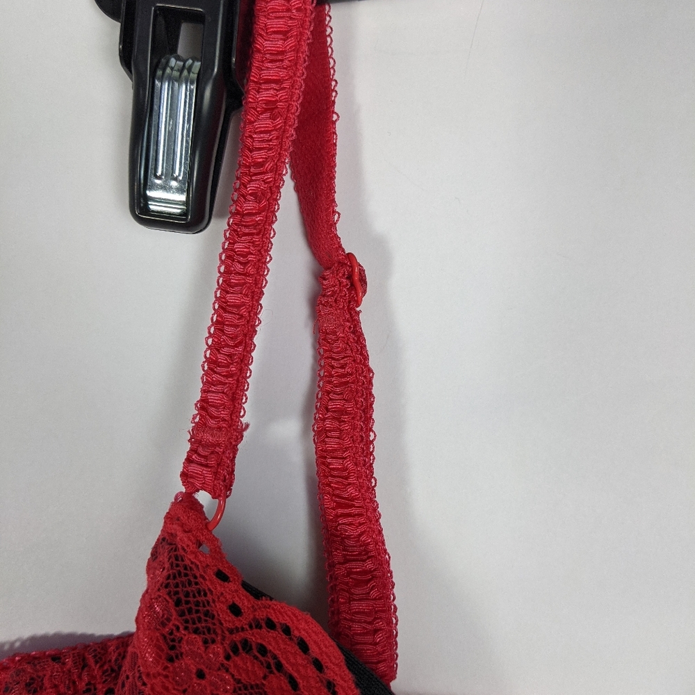 Victoria's Secret red black lace underwrite bra - Picture 6 of 8